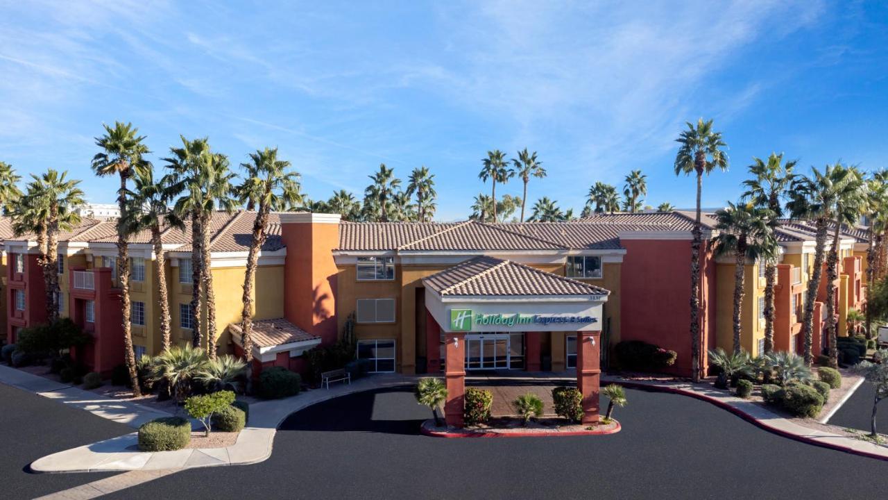 Holiday Inn Express Hotel & Suites Scottsdale - Old Town, An Ihg Hotel Exterior photo